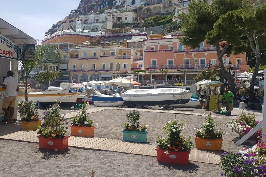 From Rome: Pompeii, Positano and Amalfi Full-Day Tour - Seasonal changes and practical limits