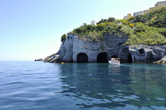 From Rome: Ponza Island Day Trip with Boat Excursion - Guides, Group Feel, and Boat Space