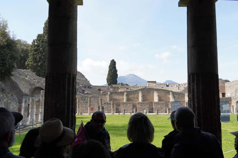 From Rome: Sorrento & Pompeii Day Trip with Guide or Ticket - Entering Pompeii with the right option