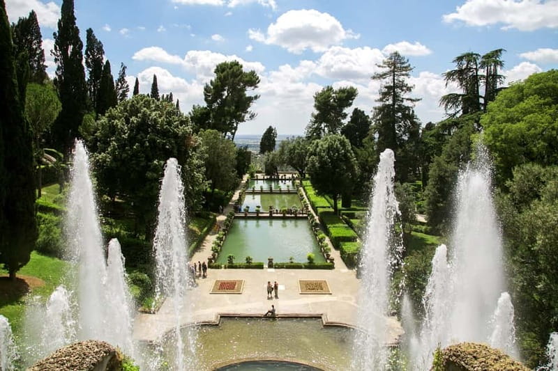 From Rome: Villa D'Este and Hadrian's Villa Tivoli Day Tour - The lunch break in Tivoli