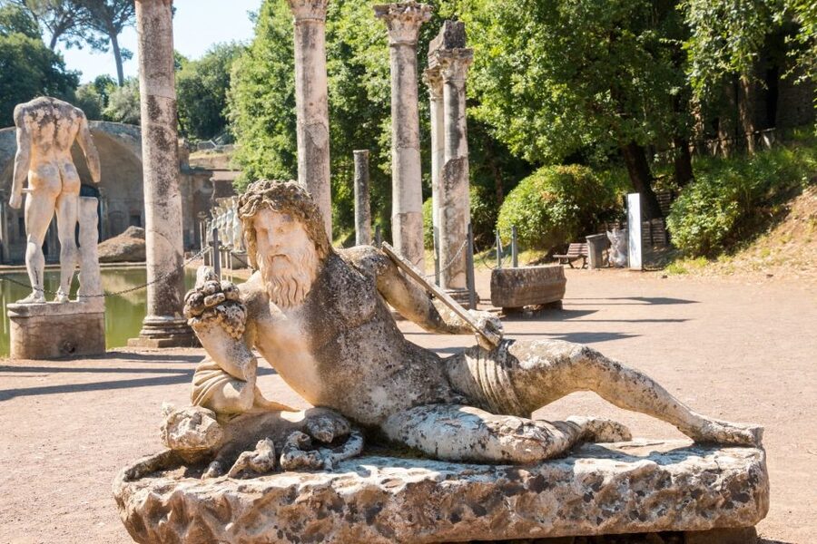 From Rome: Villa d'Este and Hadrian's Villa Tour with Lunch - Villa d’Este and the fountains that steal the day
