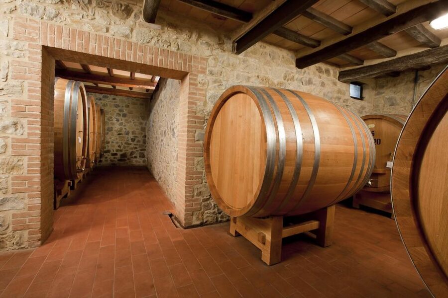 From Siena: Brunello di Montalcino Guided Wine Tour W/ Lunch - Lunch at a family-run winery