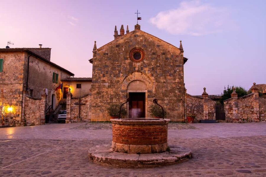 From Siena: Chianti and Castles Tour with Wine Tastings - The first winery and the shape of Chianti wine