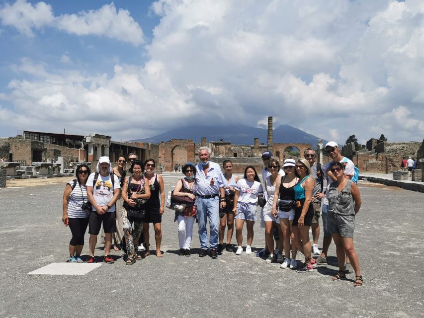 From Sorrento: Day Tour to Pompeii Ruins and Mount Vesuvius - Timing, group movement, and comfort