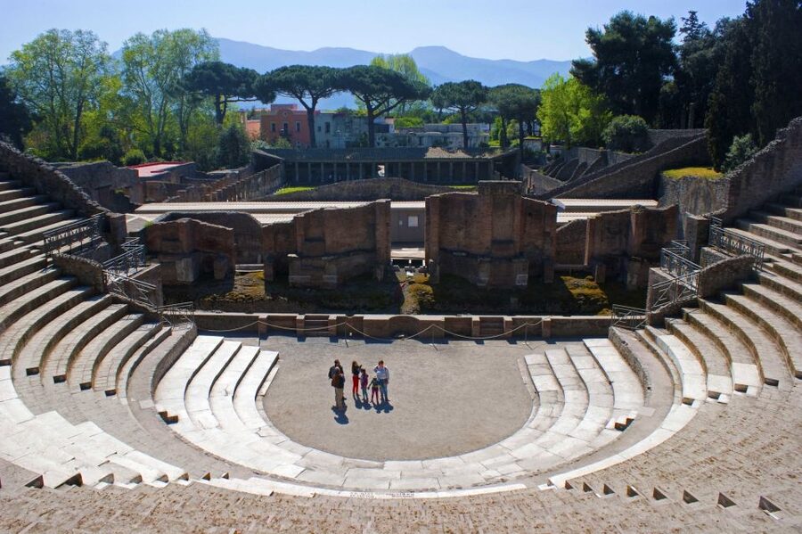 From Sorrento: Pompeii Ruins All-inclusive Guided Tour - What two hours really gives you