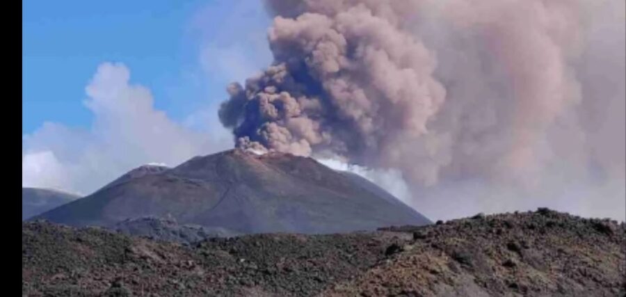 From Taormina, Naxos, & Letojanni: Mount Etna Half-Day Trip - A tasting stop with honey, wine, and Etna foods