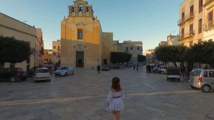 From Trapani: Day Cruise to Favignana & Levanzo with Lunch - What the large boat feels like during eight hours