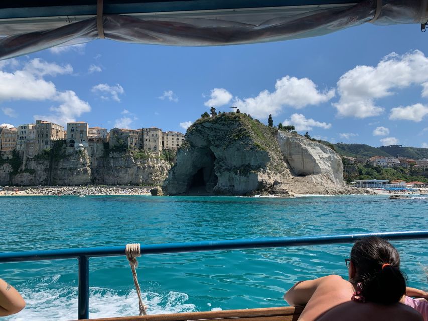 From Tropea: Capo Vaticano boat tour with snorkel & aperitif - At a glance