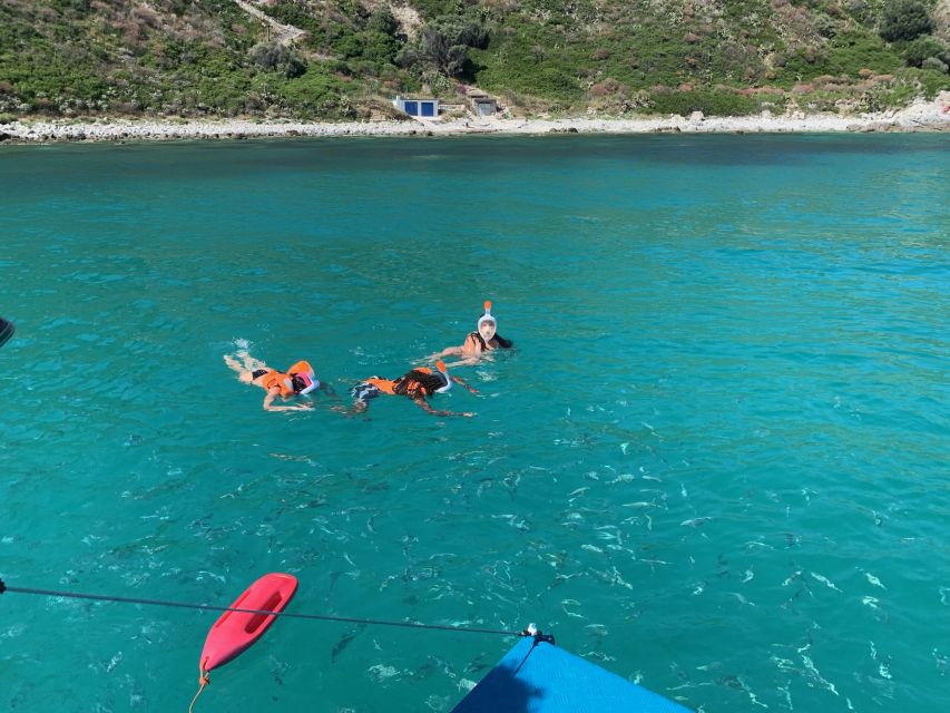 From Tropea: Capo Vaticano boat tour with snorkel & aperitif - What the $47 price really covers
