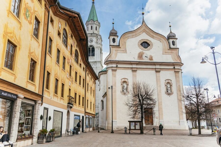 From Venice: Cortina and Dolomites Mountains Day Trip - Cortina d’Ampezzo in just 30 minutes