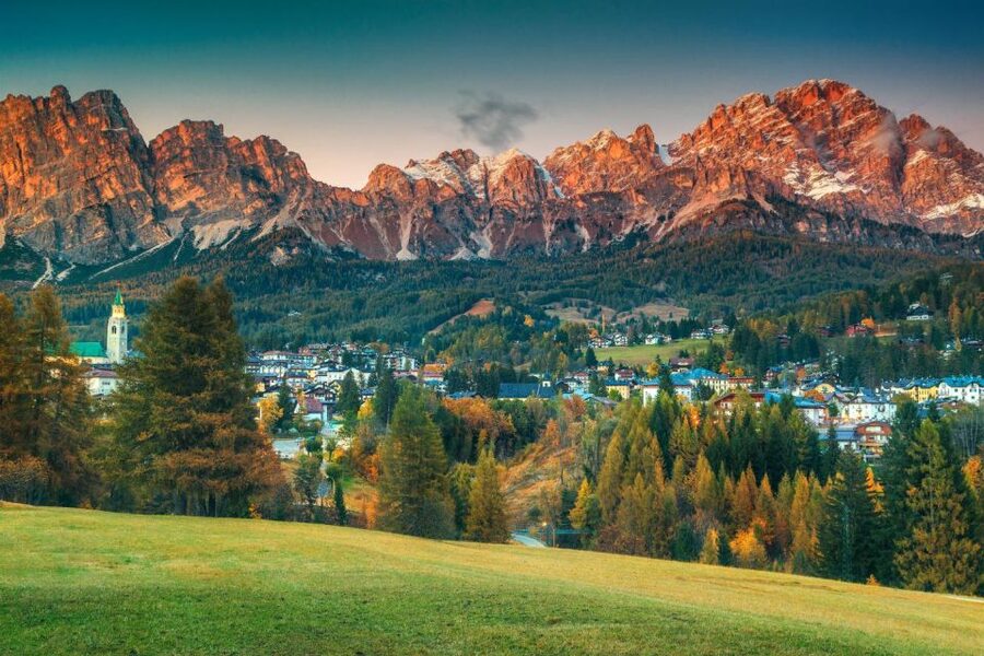 From Venice: Dolomites Day Trip - Lake Misurina, the main event