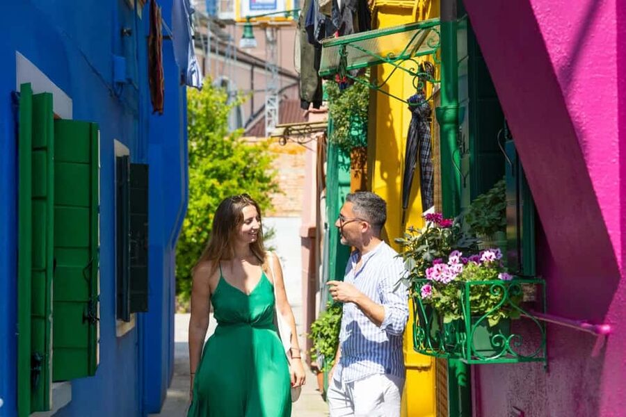From Venice: Murano and Burano Half-Day Island Tour by Boat - Murano glass: a short demonstration with a large payoff