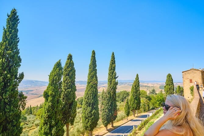 Full Day Tour to Val d'Orcia and Gladiator's Fields with Wines - Pienza, the small town built as a Renaissance ideal