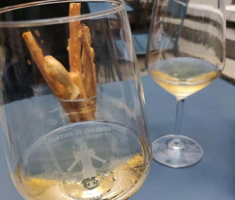 Genoa: Food and Wine Tasting Walking Tour - Palazzo San Giorgio and Genoa’s trading past