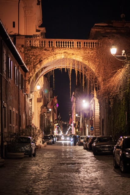 Ghosts, Legends & Mysteries of Rome Tip-Based Walking Tour - Farnese Palace reveals the power behind the stories