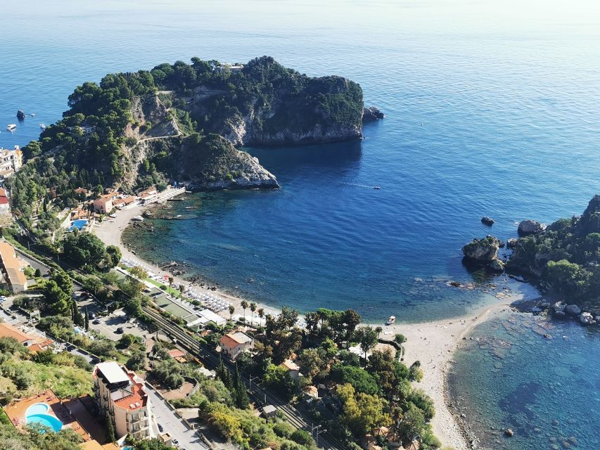 Giardini Naxos: Semi-Submarine Tour to Isola Bella - Guide quality and the language question