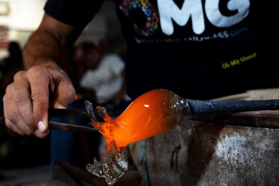 Glass Blowing Show Visit Murano Glass Factory & Showroom OMG - How to reach the factory and plan your timing