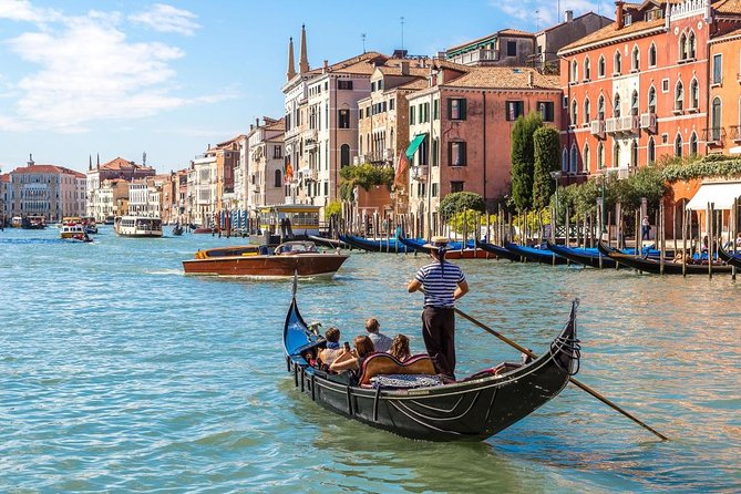 Grand Canal Gondola Experience with Live Commentary™ - Key points to know before you book