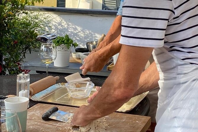 Homemade Pasta and Pesto Class with a Local Chef in Genoa - Why this class fits Genoa so well