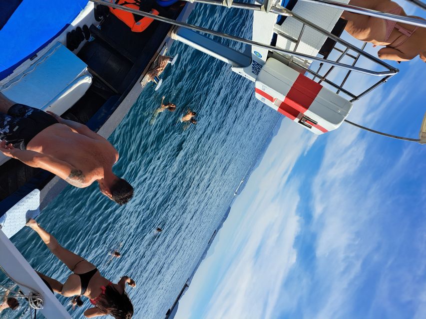 Ischia: Island Boat Tour with Neapolitan Lunch & Snorkeling - What to bring and what to expect onboard
