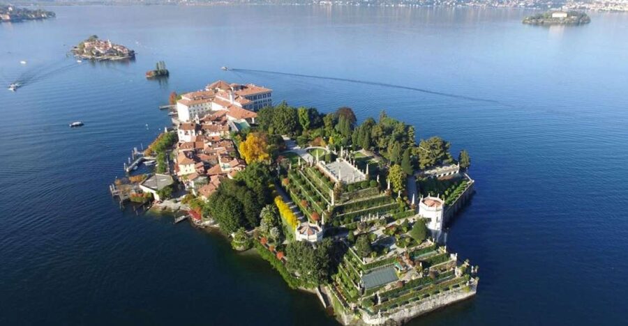 Isola dei Pescatori and Isola Bella Hop-on Hop-off Boat - Isola Bella and the Borromean palace