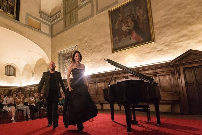 Italian Opera Concert Ticket in Florence’s Santa Monaca Church - The 70-minute program of famous arias