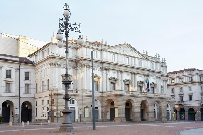 La Scala Theatre and Museum Tour in Milan With Private Guide - Planning the meeting and timing