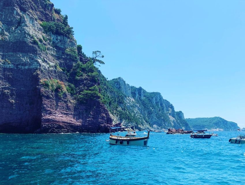 La Spezia: Cinque Terre and Portovenere Full-Day Boat Tour - The five villages from Riomaggiore to Monterosso