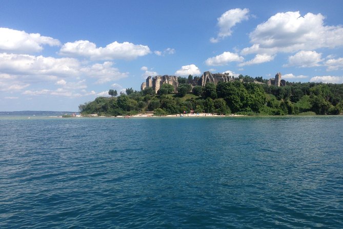Lake Garda Mini Cruise: Sirmione Peninsula - A 25-minute ride that suits families