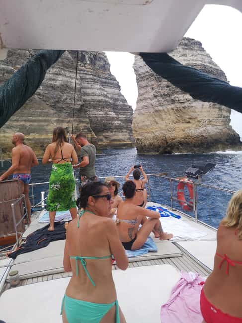 Lampedusa: Yacht excursion, swimming stops and typical lunch - Comfort and safety on board