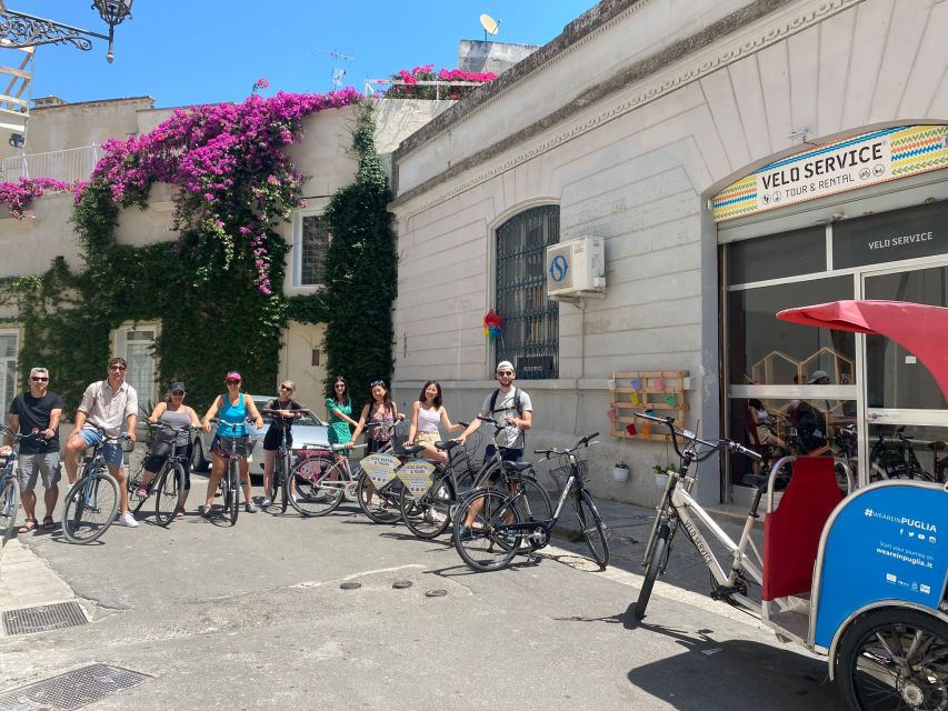 Lecce: City Highlights Guided Tour by Bike - The local snack finish
