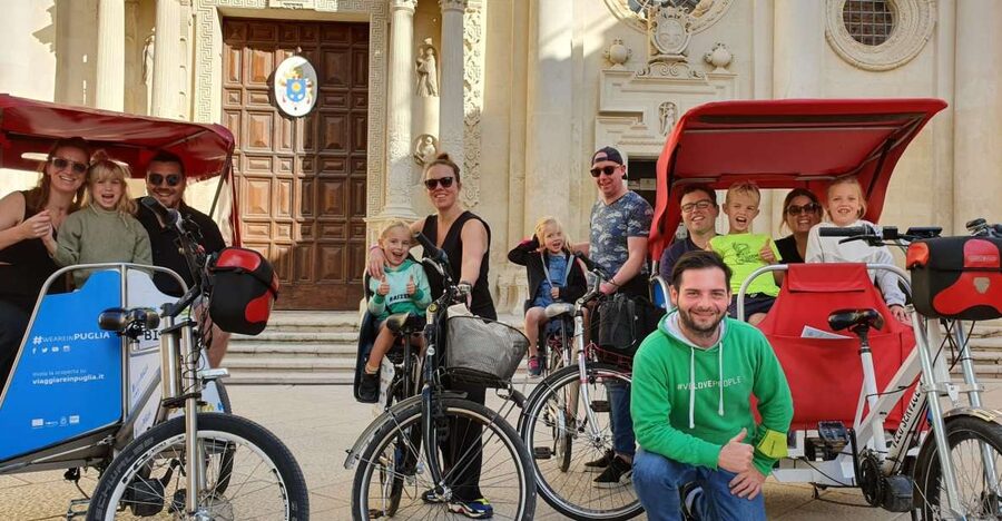 Lecce: City Highlights Guided Tour by Rickshaw - Piazza del Duomo, Lecce’s grand first stop