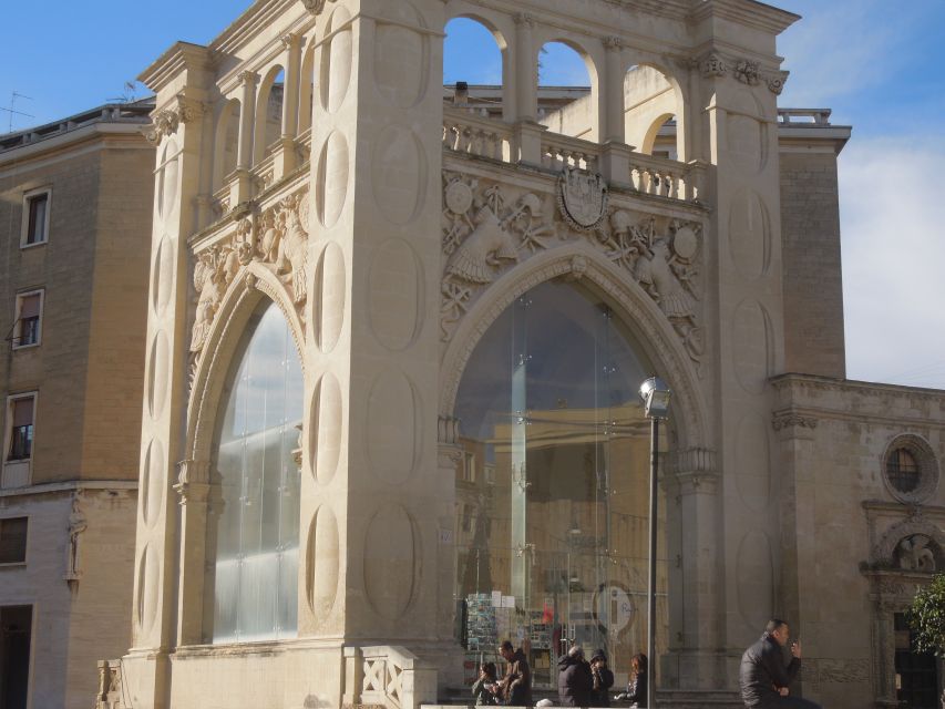 Lecce: Street Food Tasting and Sightseeing Tour - Santa Croce, the city’s stone embroidery