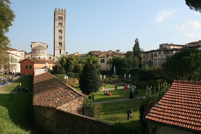 Livorno Shore Excursion to Lucca & Pisa optional Leaning Tower Ticket - Should you book it?
