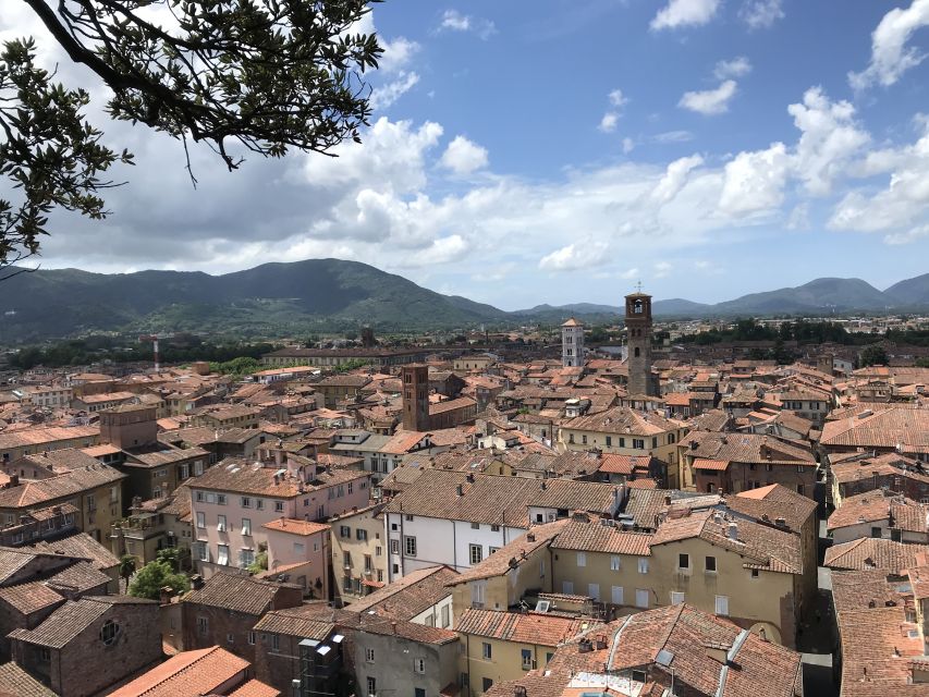 Lucca: 2-Hour City Center Walking Tour - Finishing at Lucca Cathedral