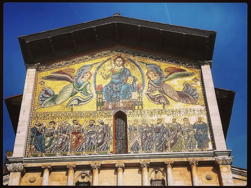 Lucca: 2-Hour City Center Walking Tour - Piazza Napoleone and Lucca’s public face