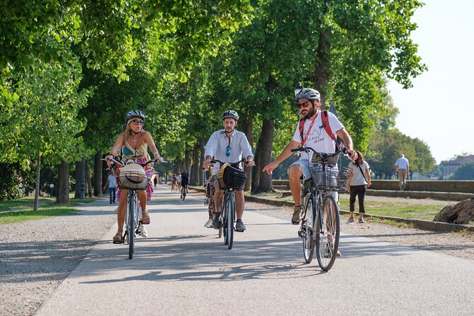 Lucca Bikes and Bites with food tastings for Small Groups or Private - Riding the full circuit on Lucca’s walls