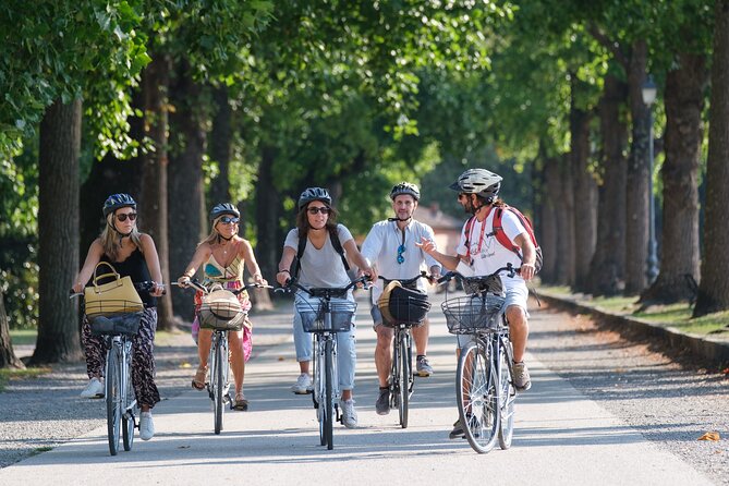 Lucca Bikes and Bites with food tastings for Small Groups or Private - Starting beside Lucca railway station