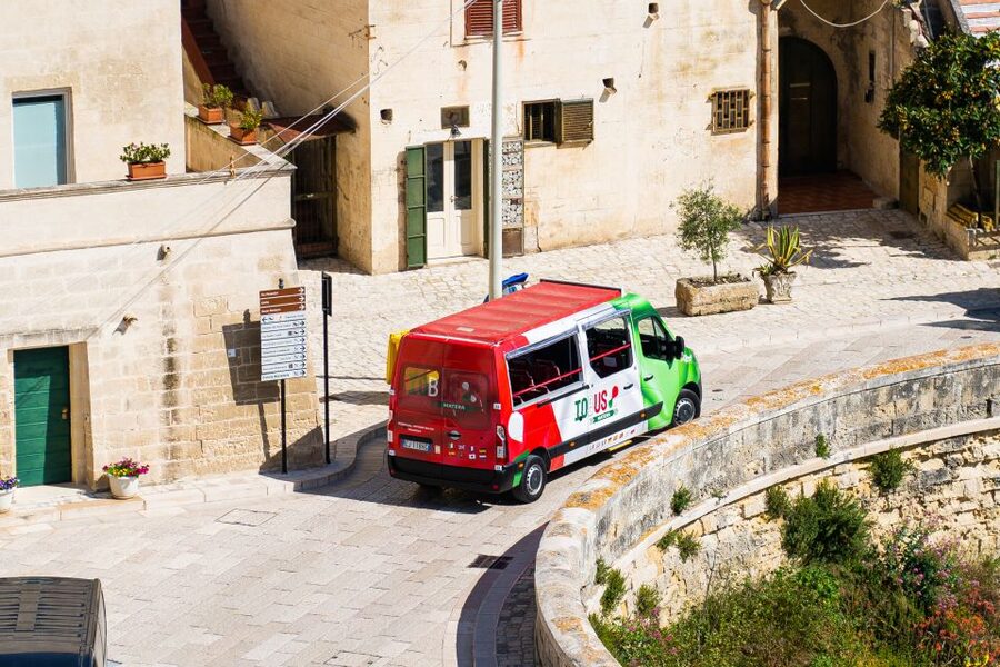Matera: Open Top Bus Tour with Entrance to Casa Grotta - Audio, languages, and guide quality