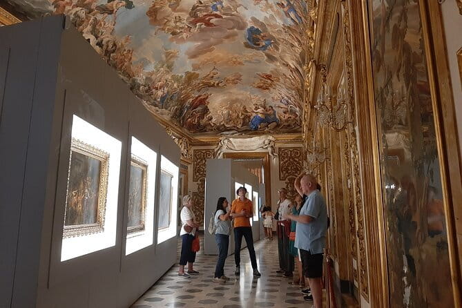 Medici Legends & Renaissance Wonders: Florence Small Group Tour - The Duomo complex in a tight 15 minutes