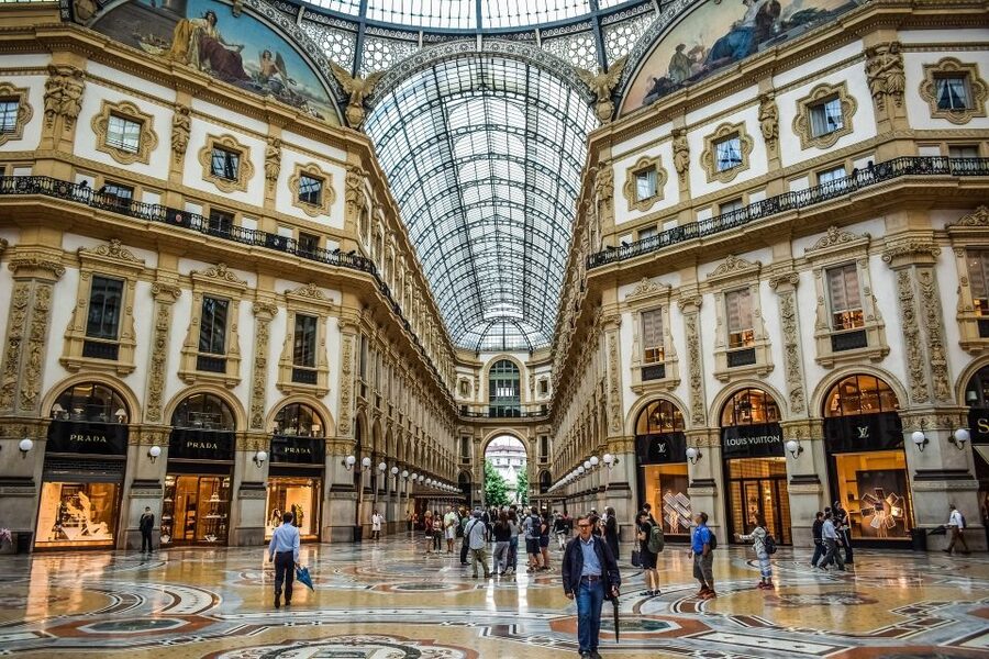 Milan by Night 2-Hour Walking Tour - Who should book the Milan night walk