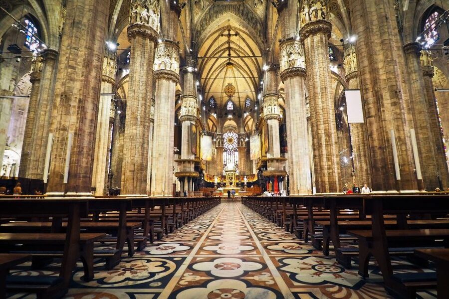Milan: Cathedral and Terraces Guided Tour with Tickets - Medieval Milan around Piazza Mercanti