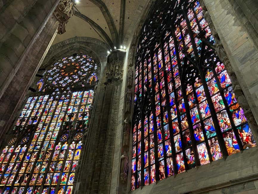 Milan: Duomo & Rooftop Tour with Optional Hop-On Hop-Off Bus - The optional two-day hop-on hop-off bus ticket