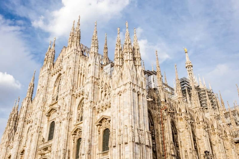 Milan Duomo Rooftops Tour + Optional Hop-on-Hop-off ticket - The skip-the-line advantage at the Duomo