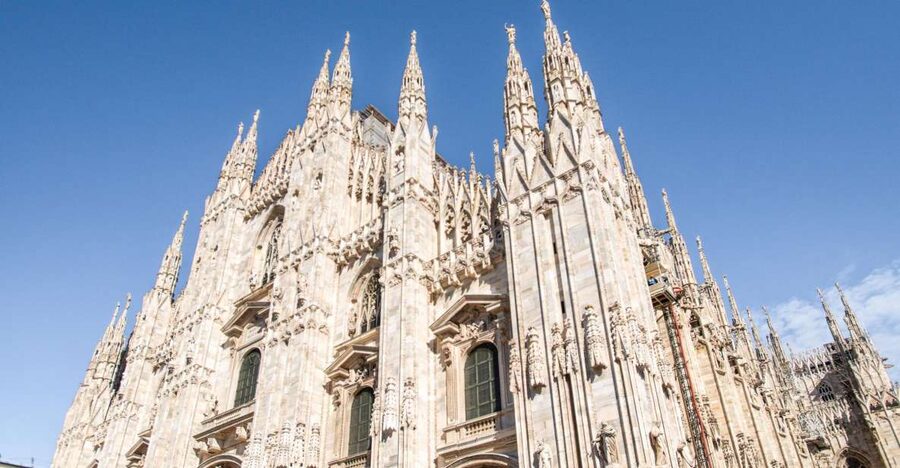 Milan: Fast-Track Milan Cathedral and Terraces Guided Tour - Separate entrance and security at the cathedral