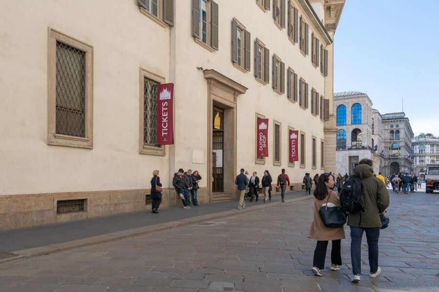 Milan: Fast-Track Milan Cathedral and Terraces Guided Tour - Duomo Museum and San Gottardo Church afterward