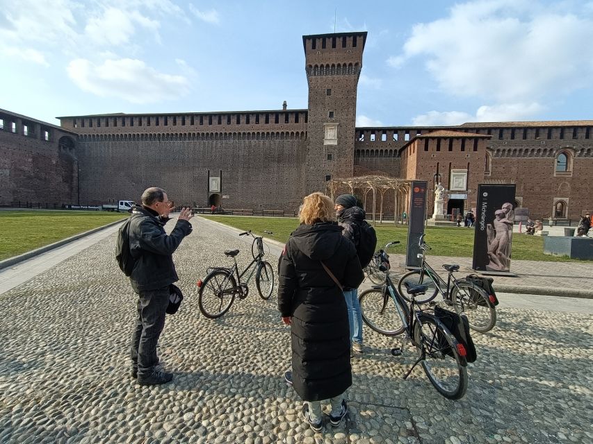 Milan: Guided Bike Tour - Roman Milan at San Lorenzo and Via Brisa