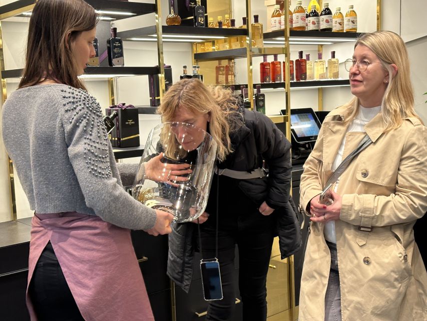 Milan: Guided Street Food Walking Tour with Food Tasting - The balsamic vinegar tasting