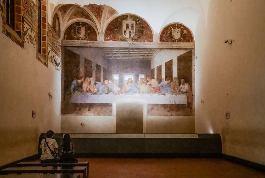Milan: Guided Tour of Leonardo da Vinci's 'The Last Supper' - The 30 to 40 minute introduction outside