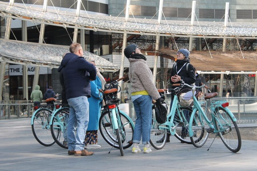 Milan: Highlights and Hidden Gems Guided Bike Tour - Castello Sforzesco and a pause in Parco Sempione